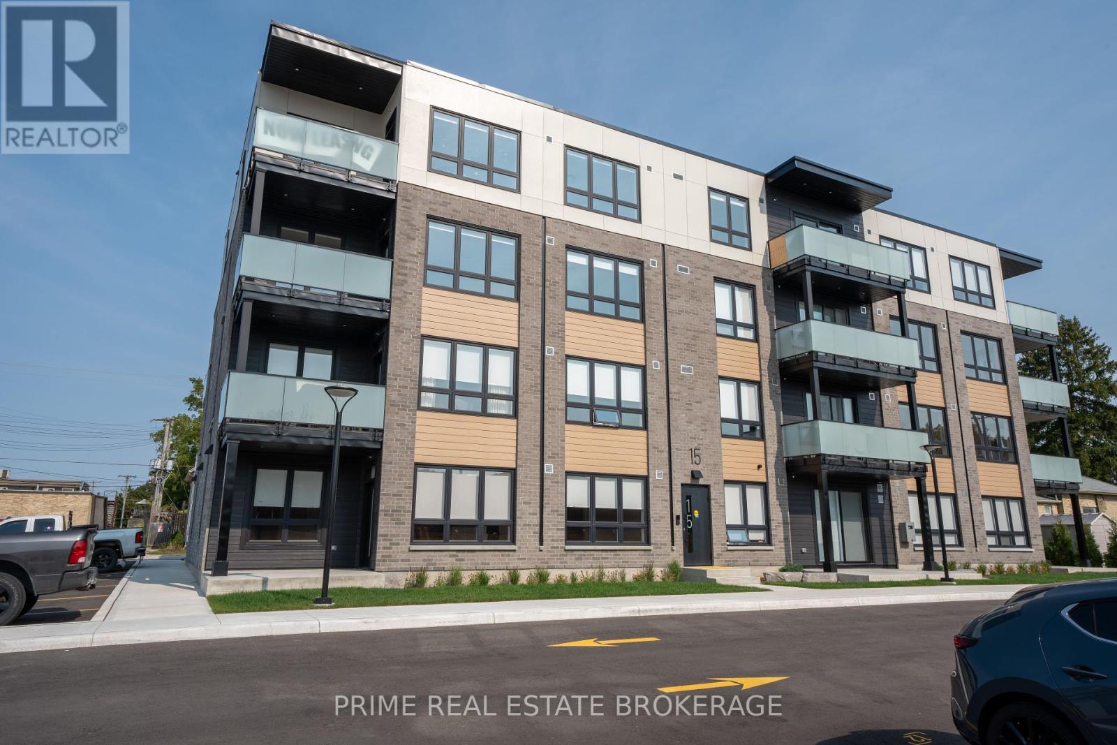 401 - 15 James Street E Property Photo 15