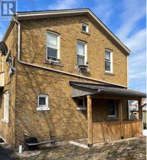 94 Lake Street Property Photo 4