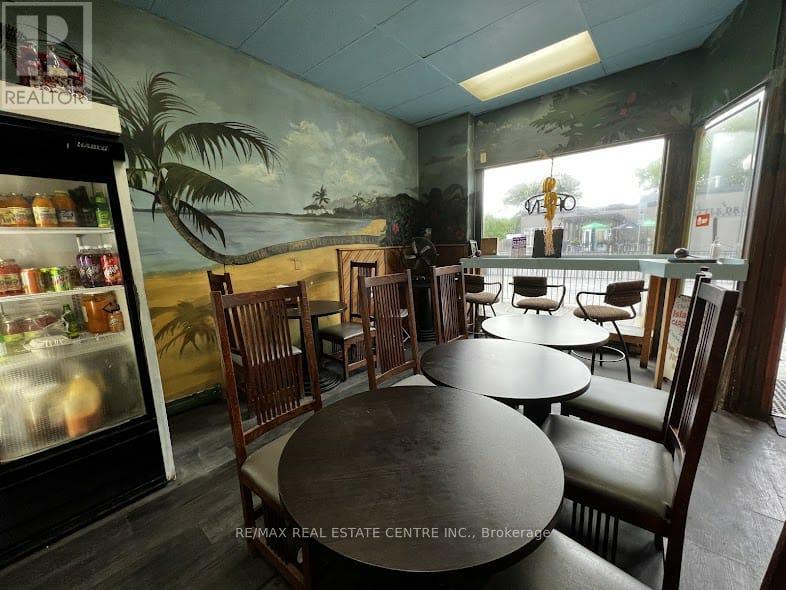 227 Hunter Street W Property Photo 13