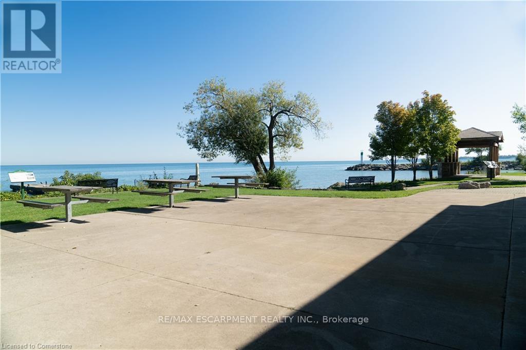 205 - 13 Windward Drive Property Photo 16