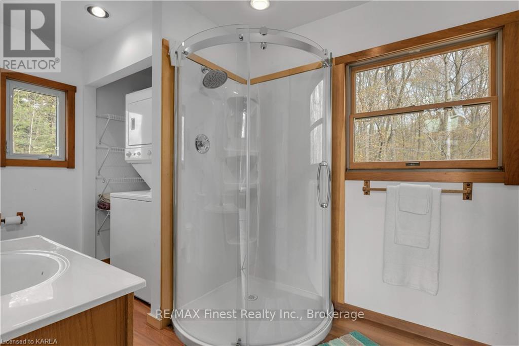 14 Downie Property Photo 19