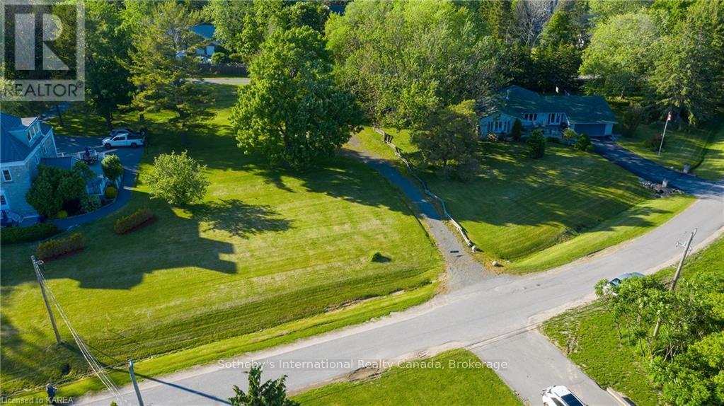 4 Starr Place Property Photo 1
