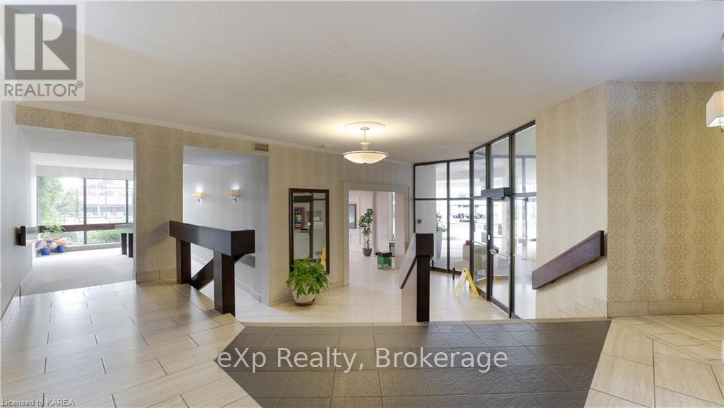 1407 - 185 Ontario Street Property Photo 5
