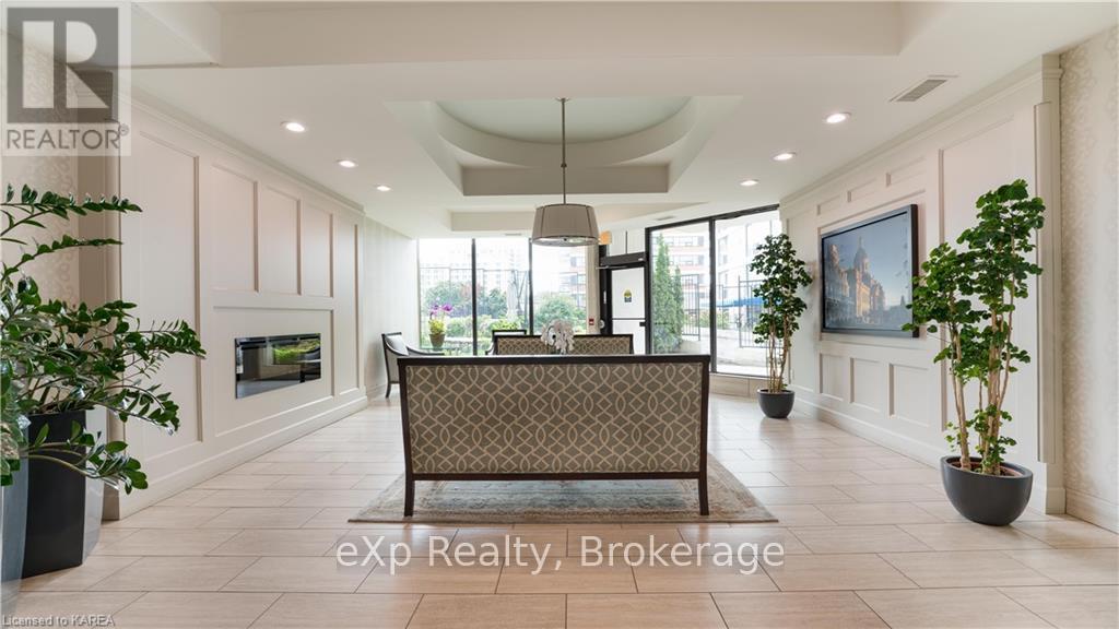 1407 - 185 Ontario Street Property Photo 6