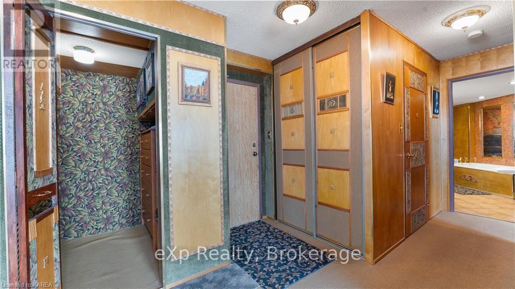 1407 - 185 Ontario Street Property Photo 7