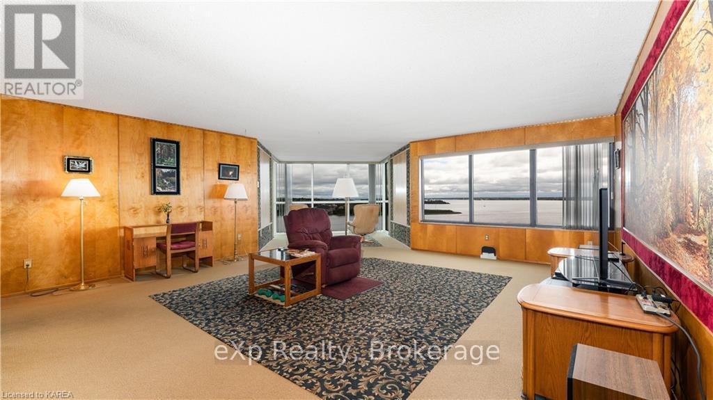 1407 - 185 Ontario Street Property Photo 9
