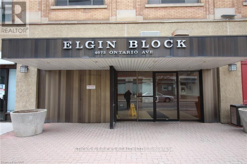 303 - 4673 ONTARIO AVENUE Property Photo 1