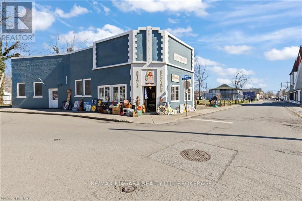 34 Queens Circle Property Photo 1