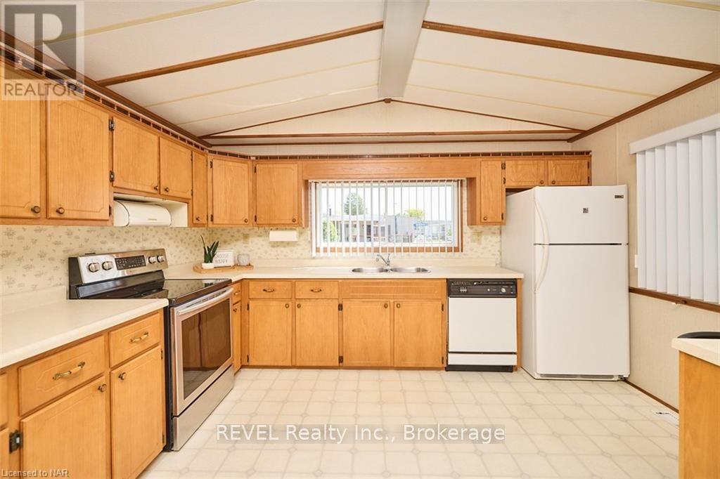321 - 3033 Townline Road Property Photo 7