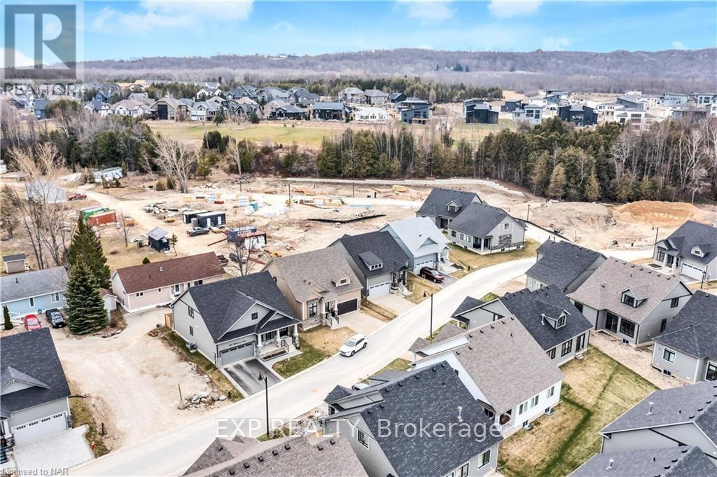 156 Schooners Lane Property Photo 7