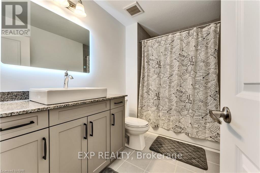 156 Schooners Lane Property Photo 28