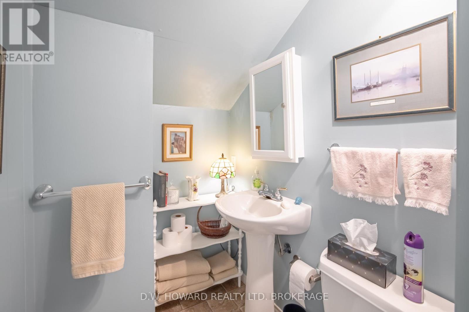 692 Lakeshore Road Property Photo 20