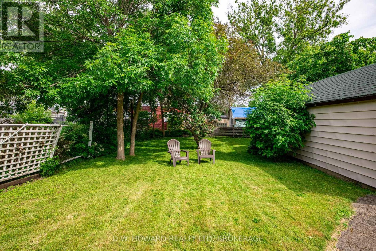 692 Lakeshore Road Property Photo 23