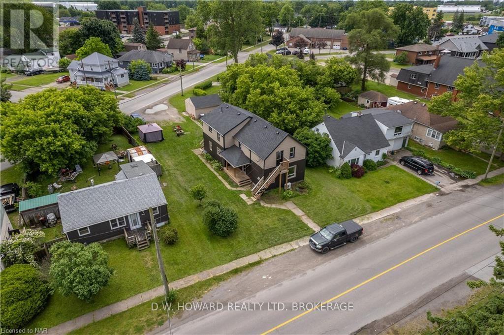 77 Chippawa Road Property Photo 3