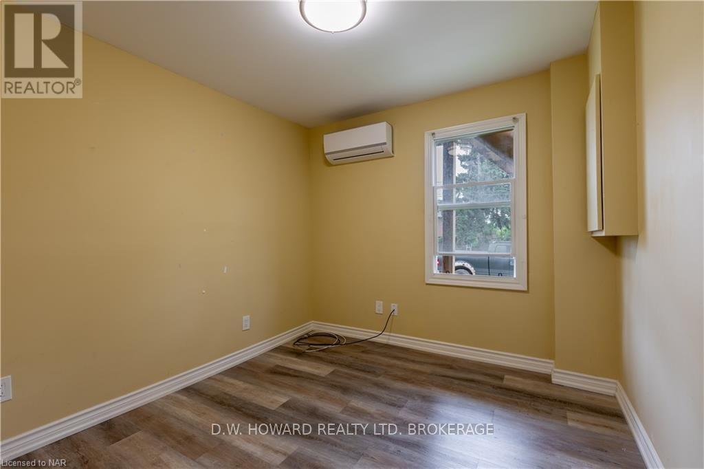77 Chippawa Road Property Photo 12