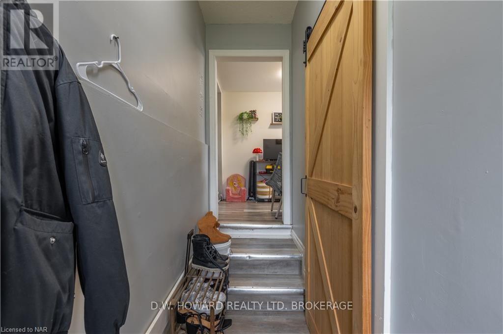 77 Chippawa Road Property Photo 21