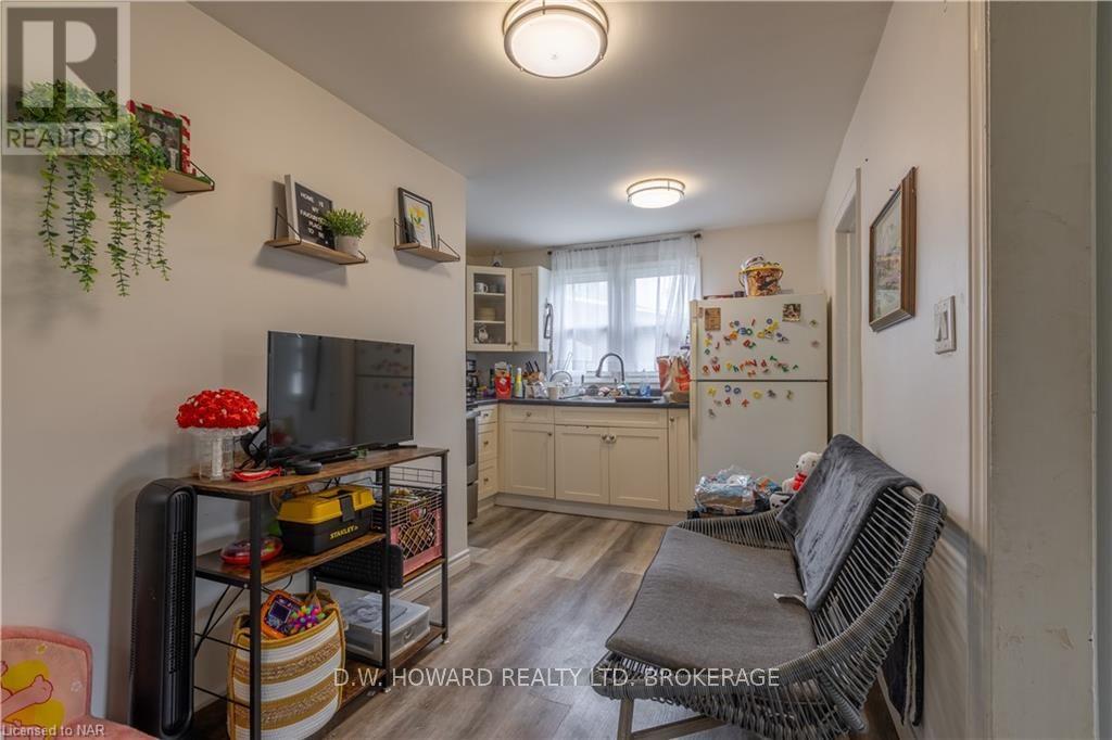 77 Chippawa Road Property Photo 24