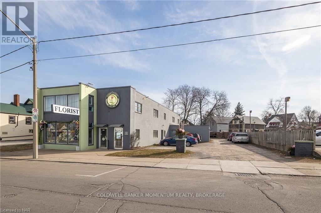 5144 Victoria Avenue Property Photo 1