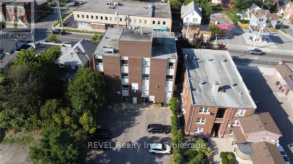 302 - 112 Queenston Street Property Photo 11