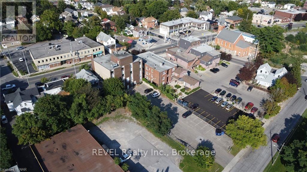 302 - 112 Queenston Street Property Photo 13