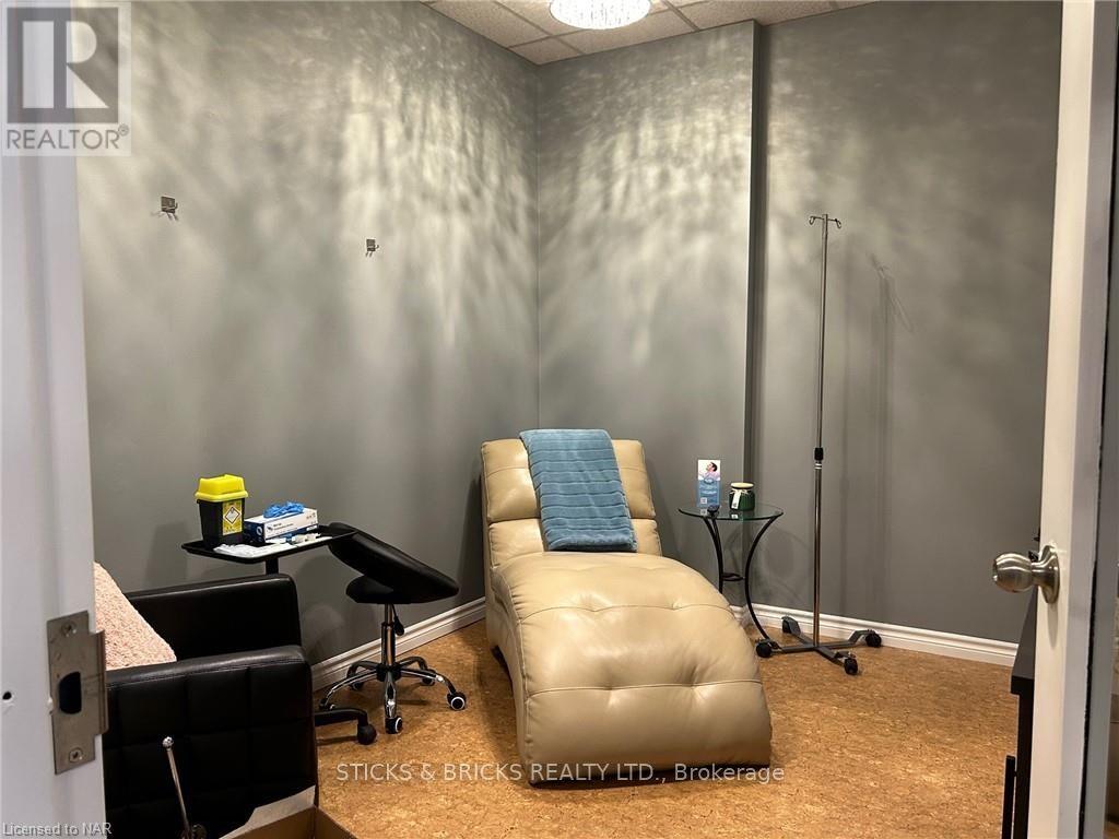 4681 Ontario Avenue Property Photo 10