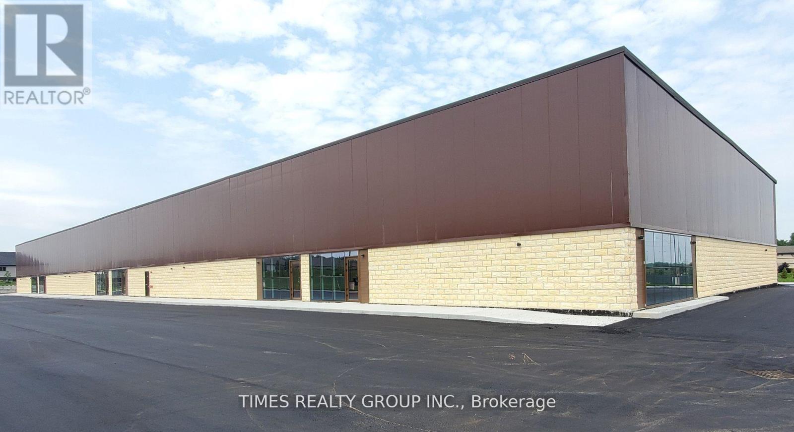 4 - 427 Woodall Way Property Photo 3