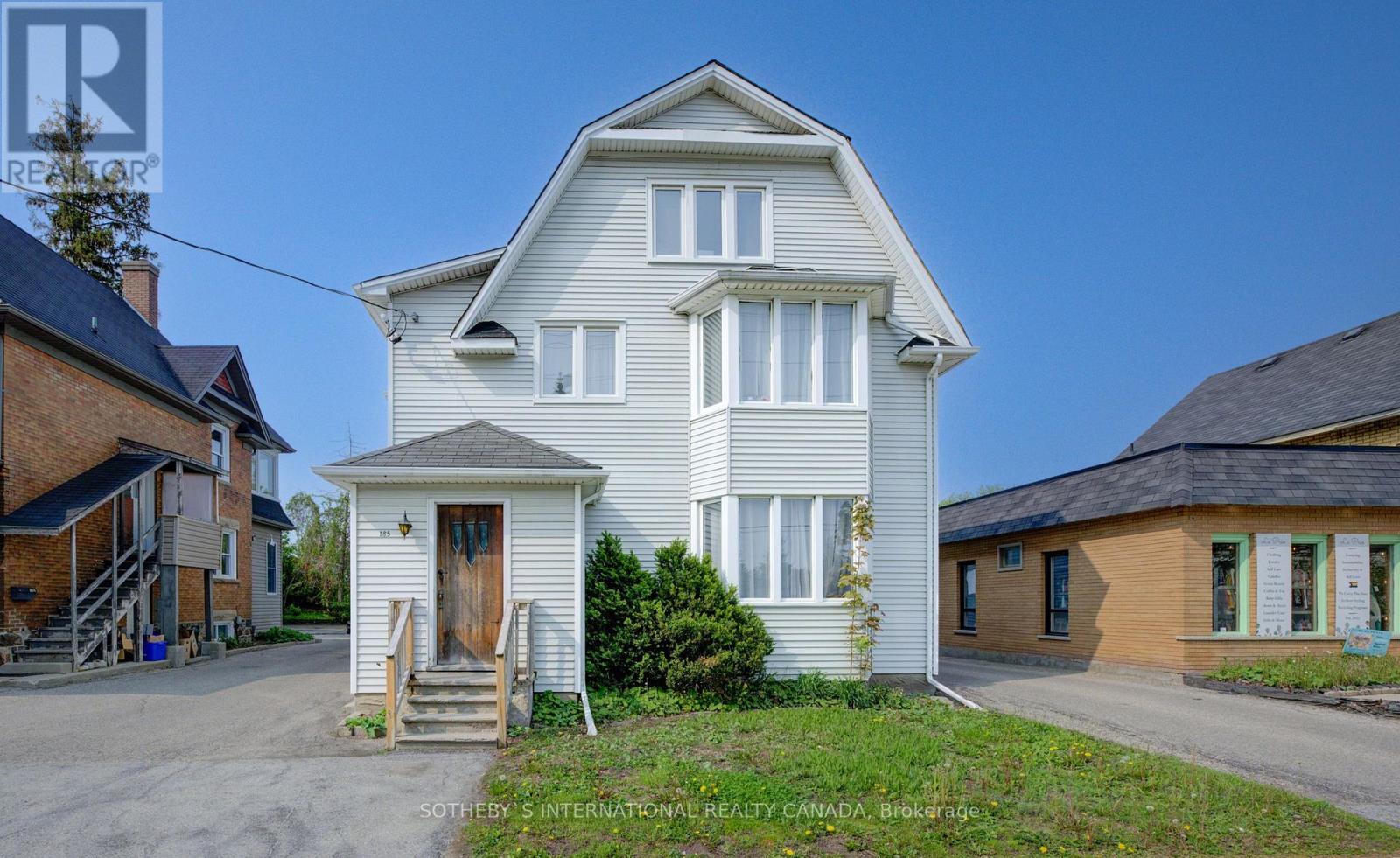 185 Park Street Property Photo 1