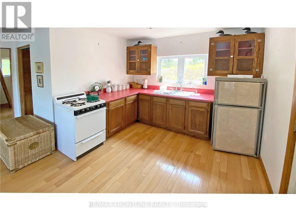 561 Graceys Property Photo 14