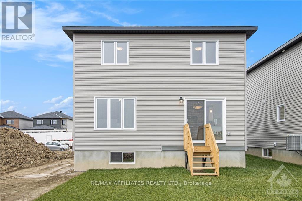 1219 Montblanc Crescent Property Photo 15