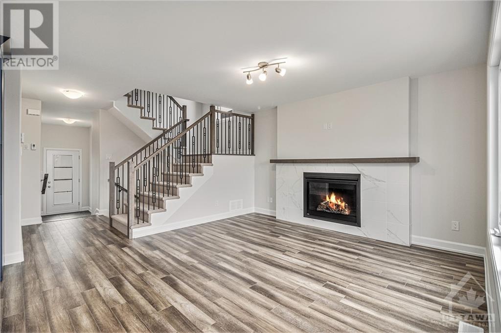 1205 Montblanc Crescent Property Photo 2