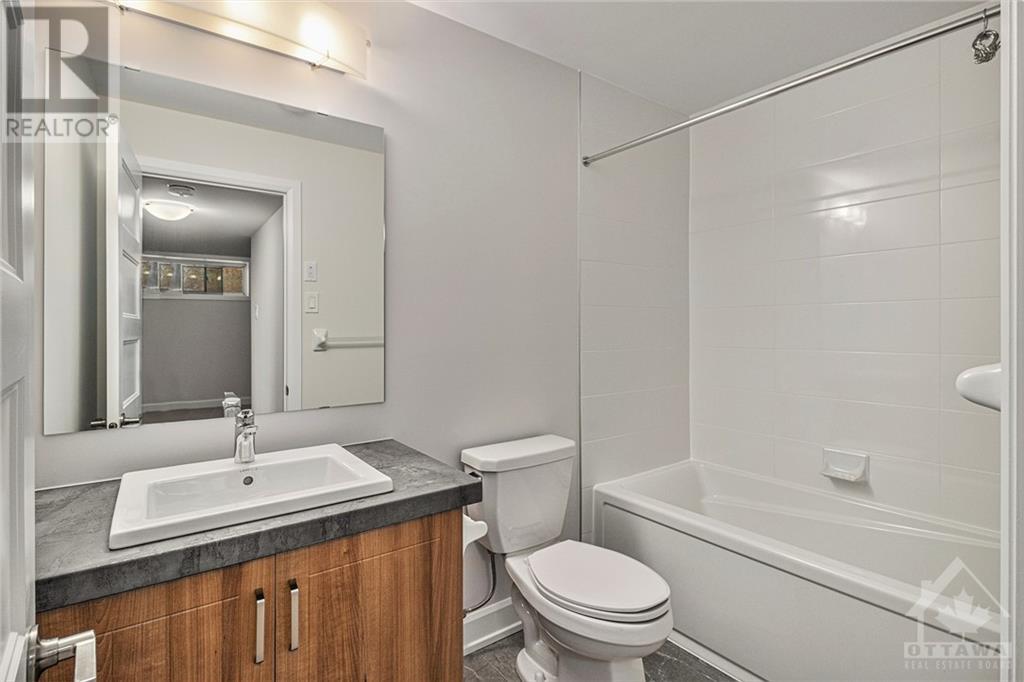 1205 Montblanc Crescent Property Photo 15