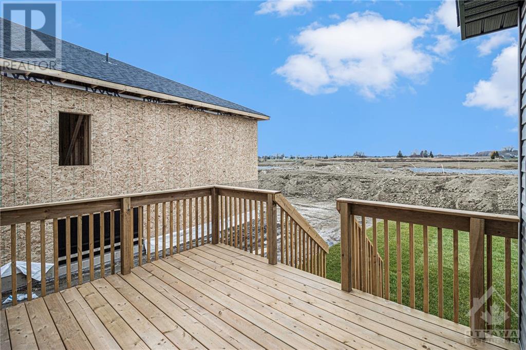 1205 Montblanc Crescent Property Photo 16