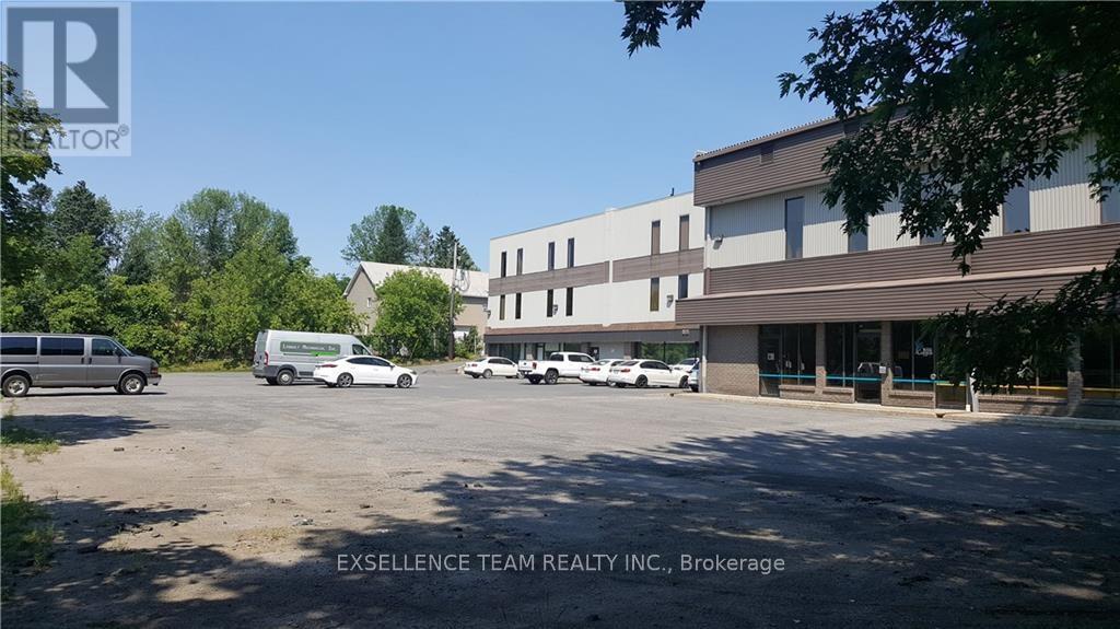101 - 444-480 Mcgill Street W Property Photo 6