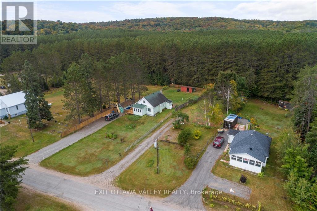 35 Boulter Lake Road Property Photo 5