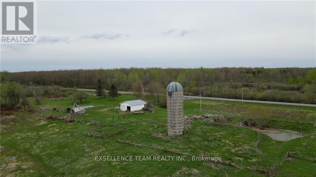19100 Kenyon Conc Rd 7 Road Property Photo 14