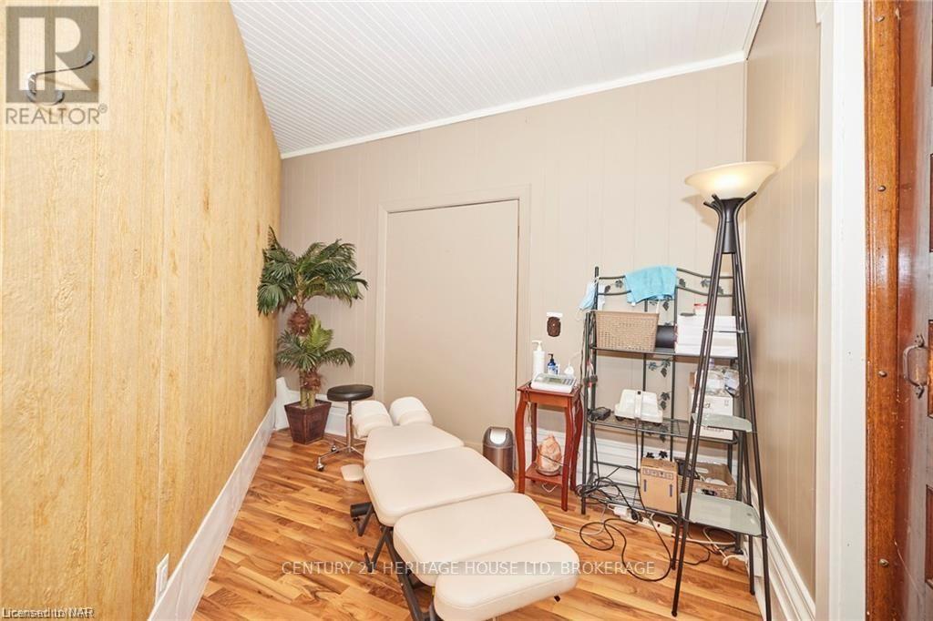 355 Ridge Road N Property Photo 13