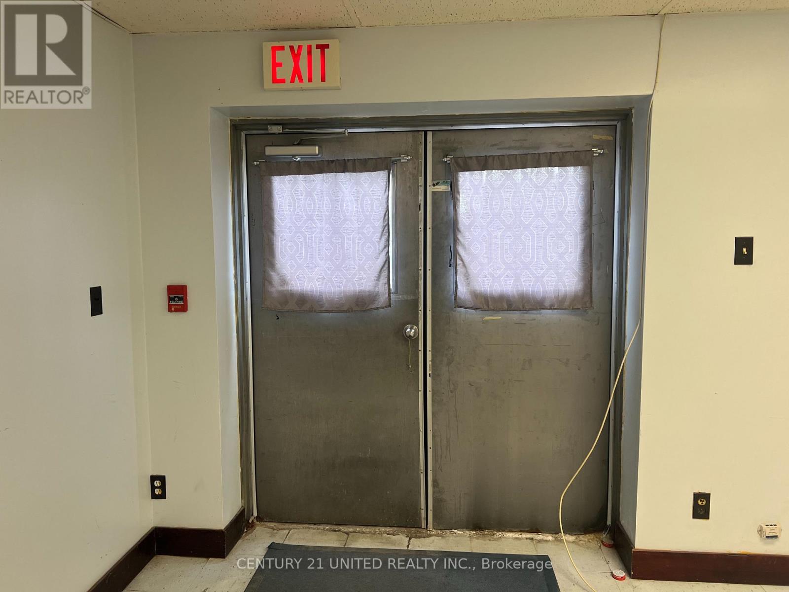 120 - 159 King Street Property Photo 7