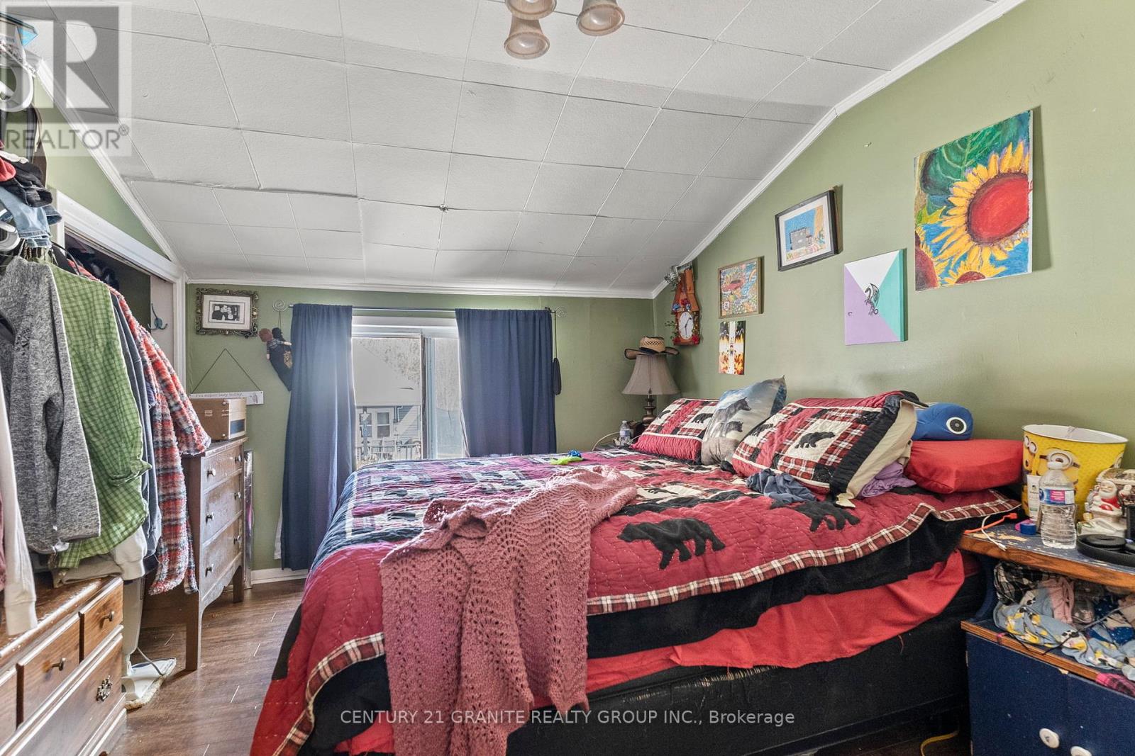 183 Hastings Street N Property Photo 21