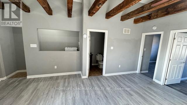 1260 King Street E Property Photo 14