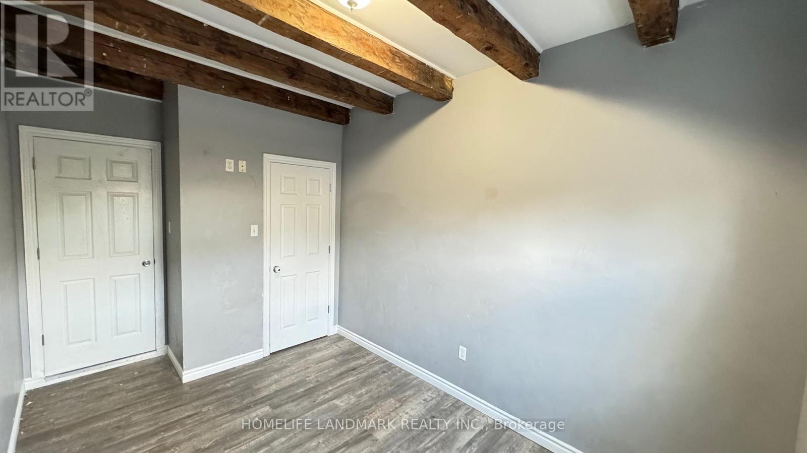 1260 King Street E Property Photo 20