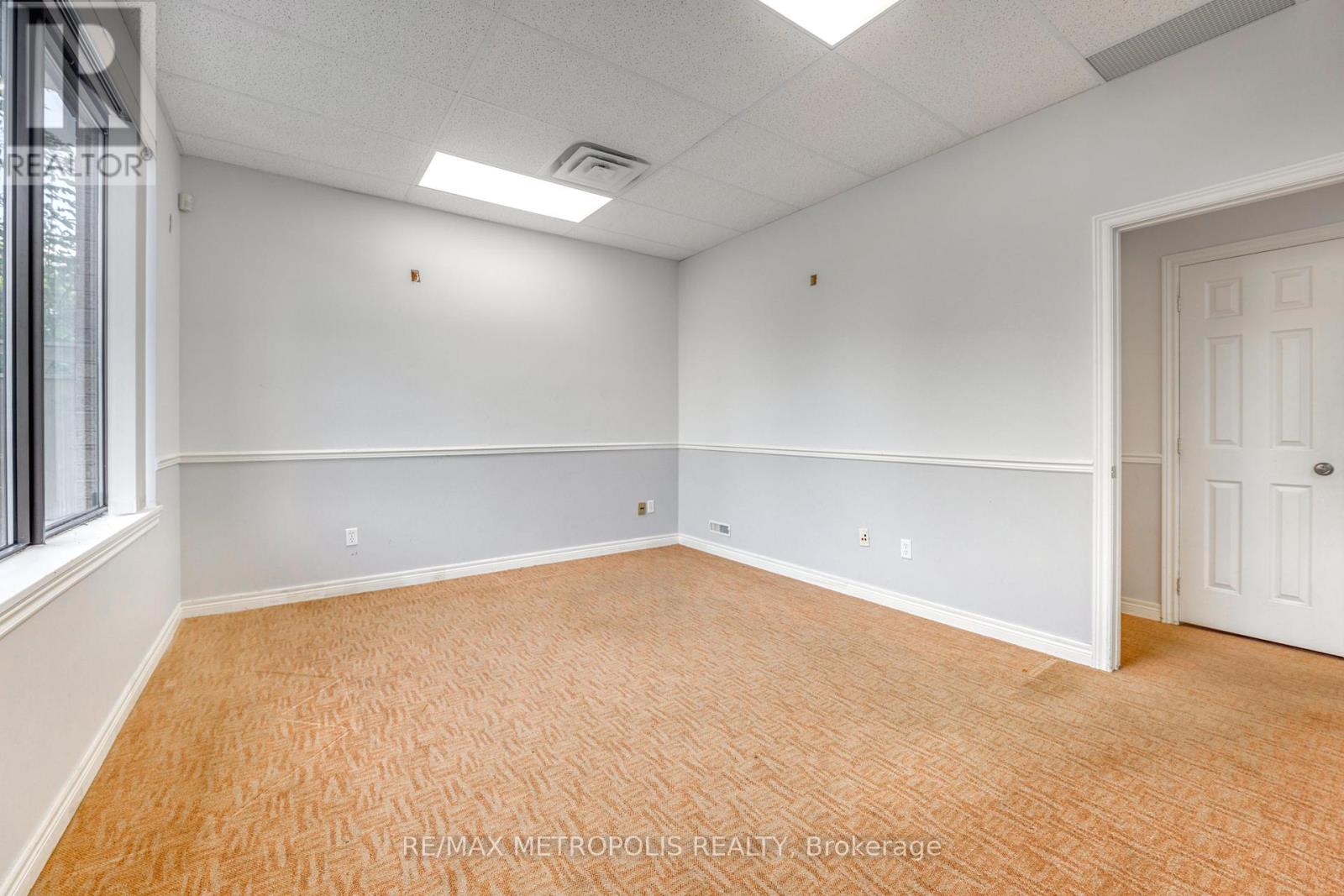 3 - 189 Wellington Street Property Photo 11
