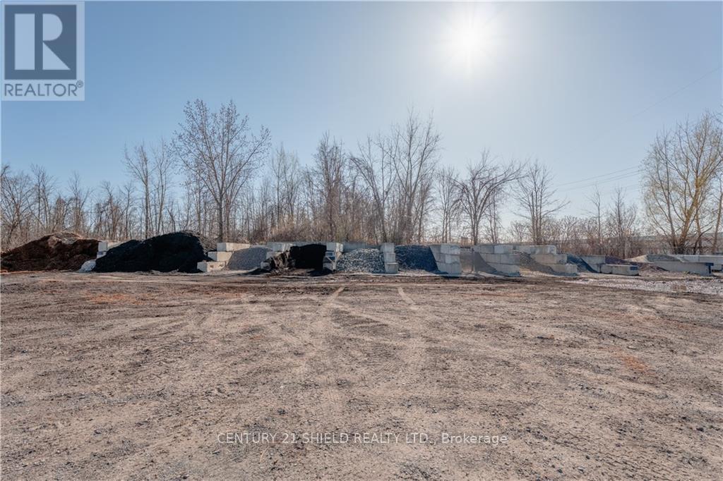 1420 Boundary Road Property Photo 27