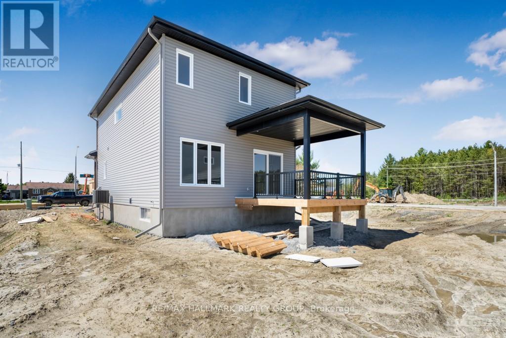 309 Zakari Street Property Photo 4