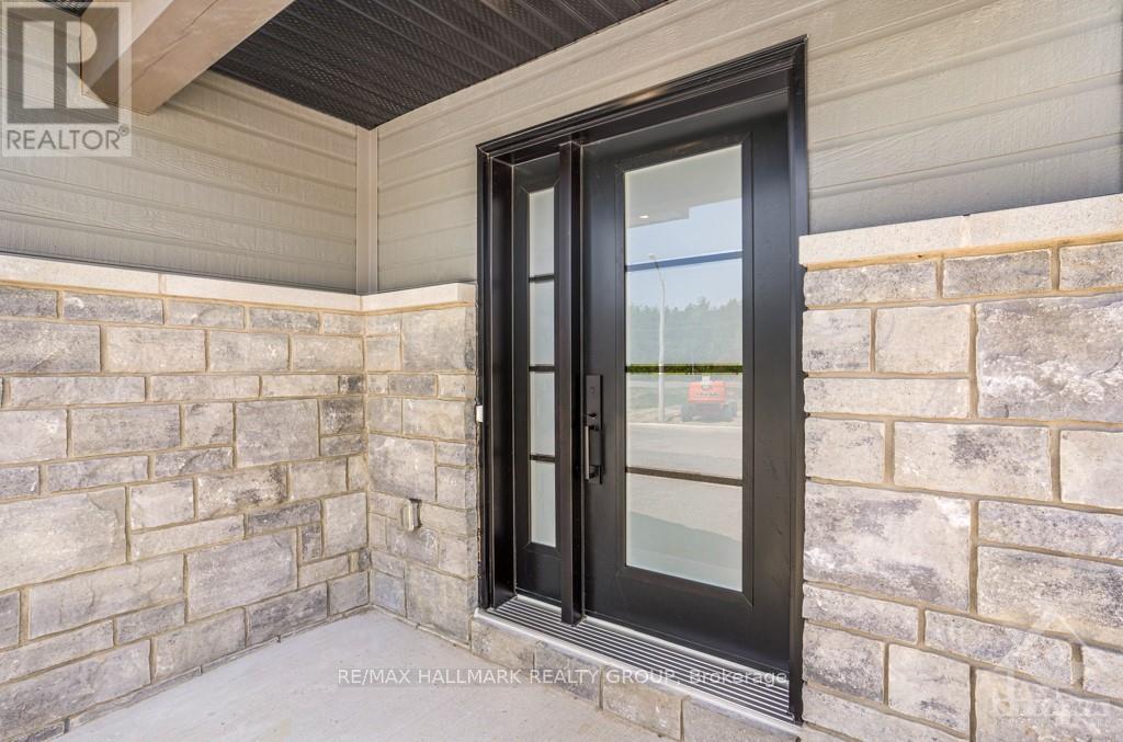 309 Zakari Street Property Photo 5