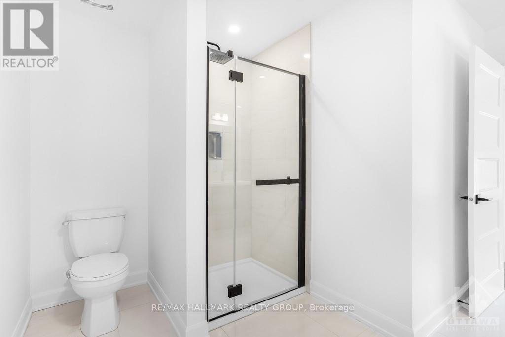 309 Zakari Street Property Photo 9