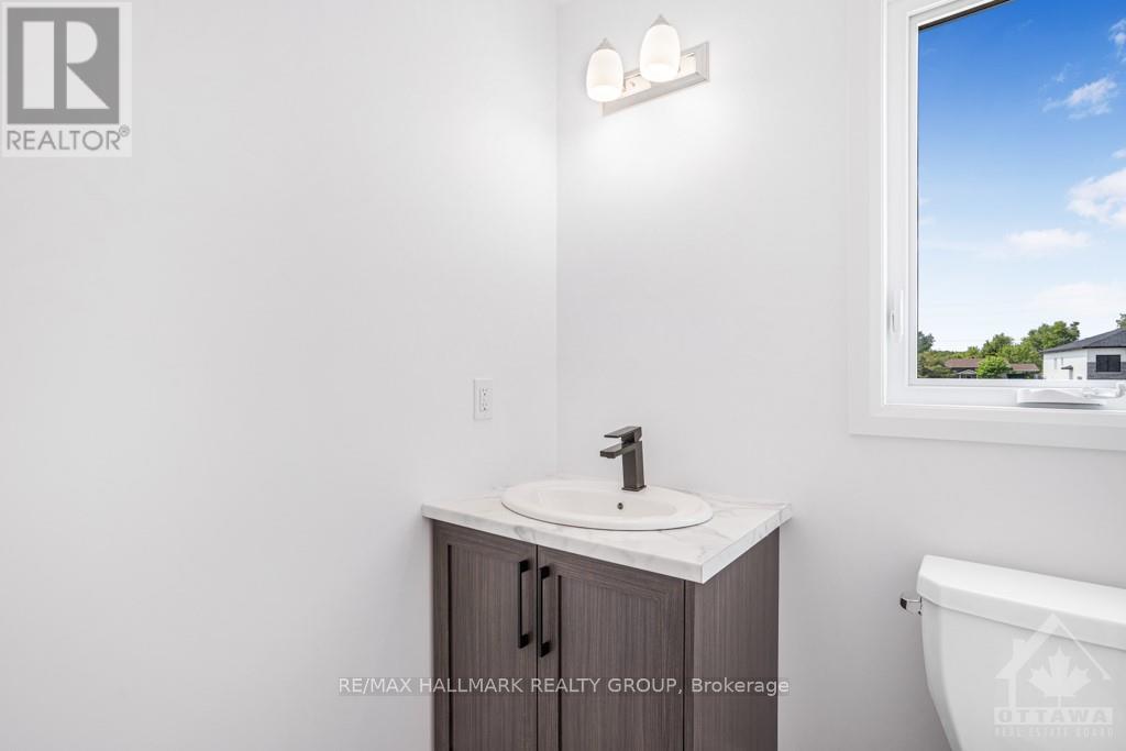 309 Zakari Street Property Photo 22