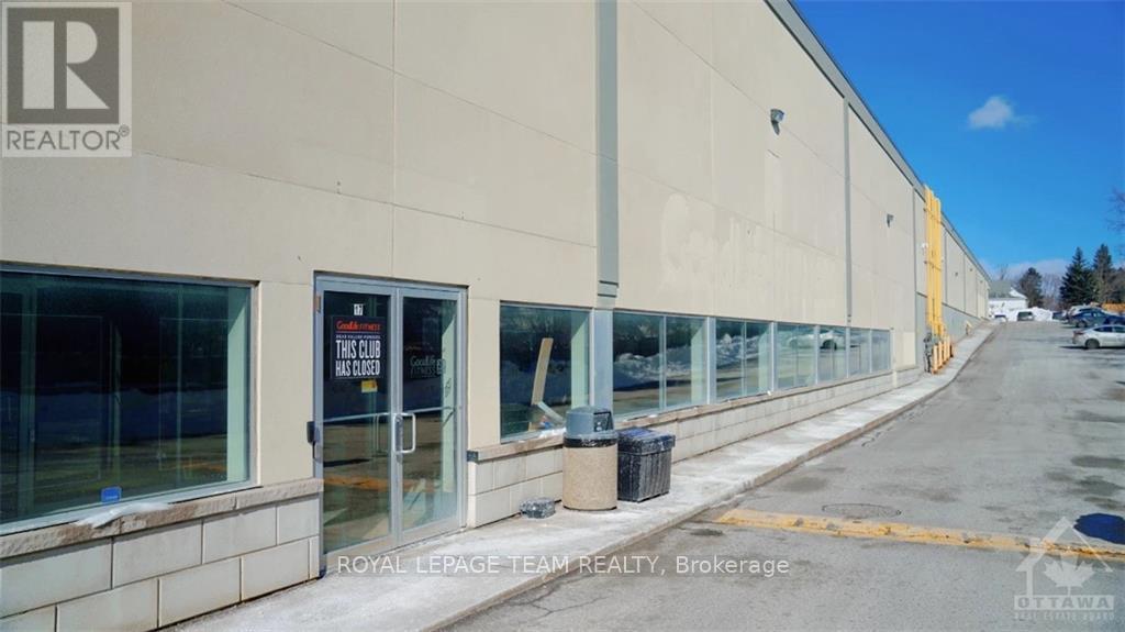 G17 - 484 Hazeldean Road Property Photo 2