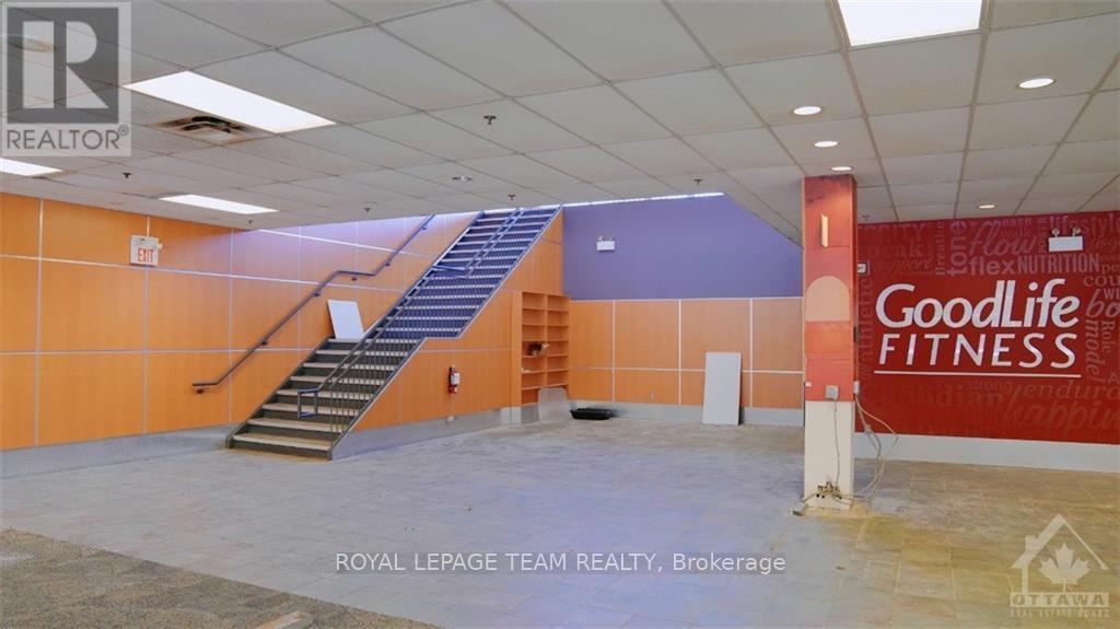 G17 - 484 Hazeldean Road Property Photo 5