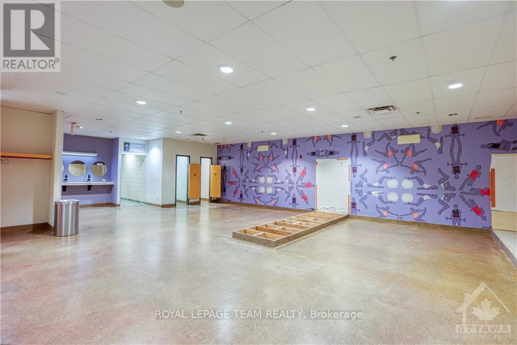 G17 - 484 Hazeldean Road Property Photo 11