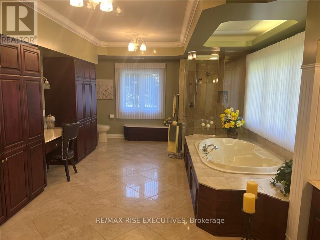 16024 Lakeside Drive Property Photo 16